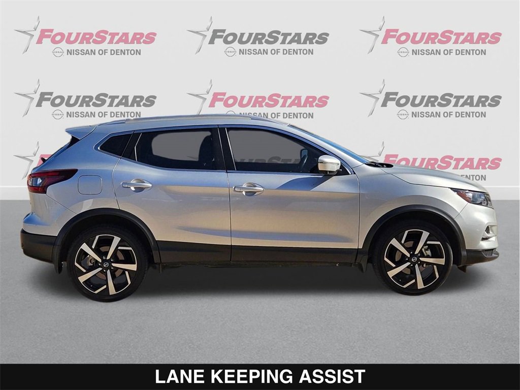 Used 2022 Nissan Rogue Sport SL image 3