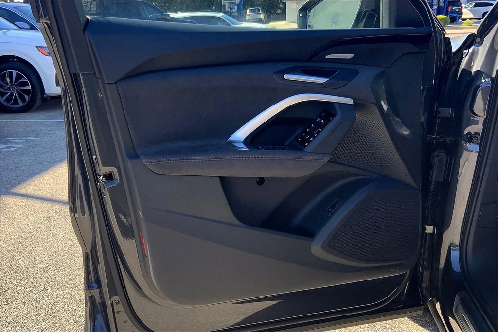 New 2025 Audi SQ5 Premium Plus image 10