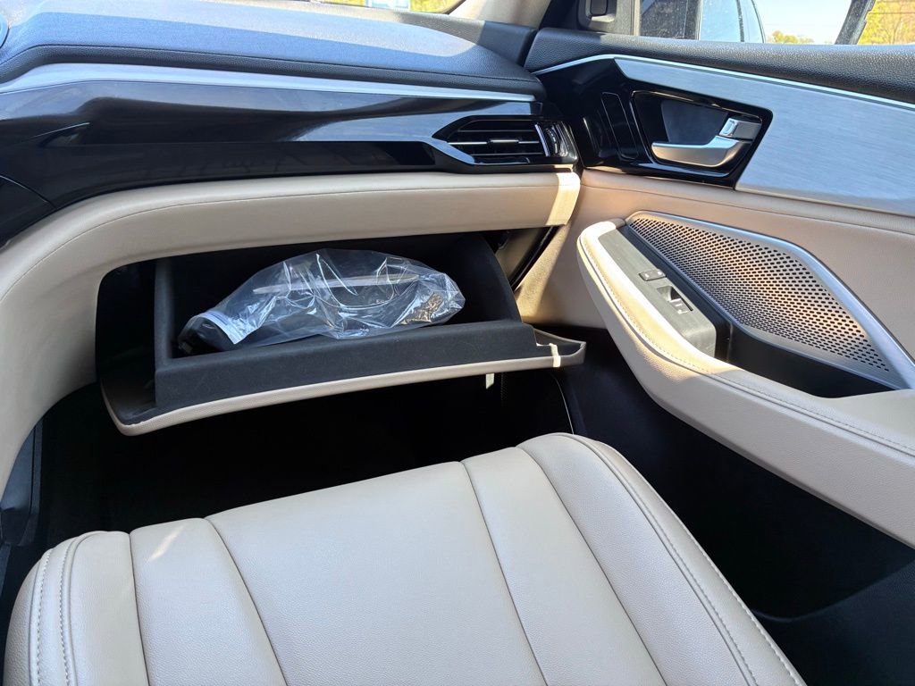 Used 2023 Acura MDX SH-AWD image 43