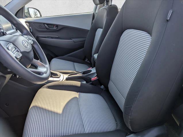 Used 2021 Hyundai Kona SE w/ Cargo Package image 22