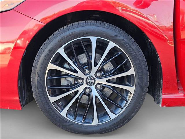 Used 2019 Toyota Camry SE image 23