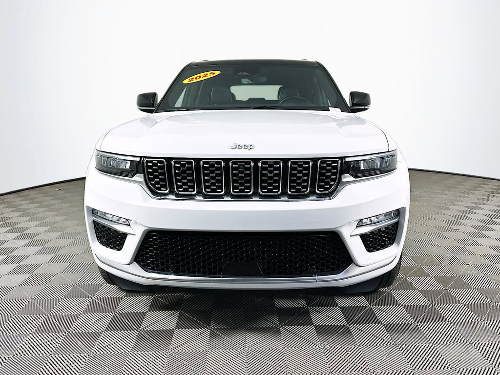 Certified 2025 Jeep Grand Cherokee Summit image 4