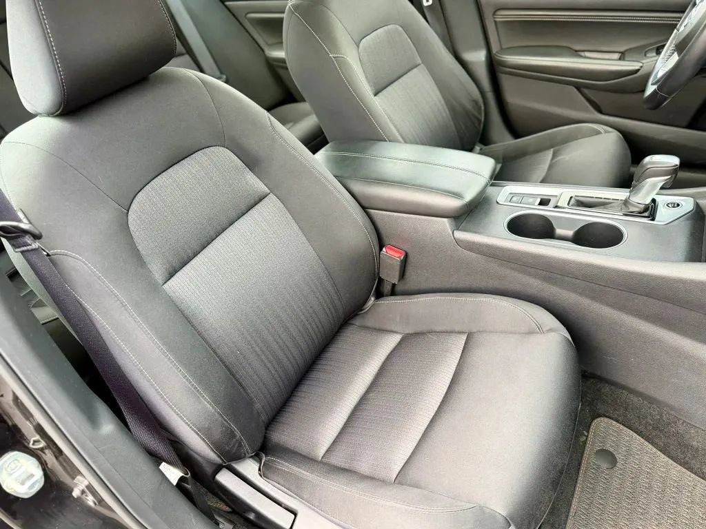 Used 2019 Nissan Altima 2.5 SV image 17