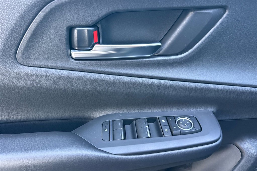 New 2026 Toyota Prius Plug-In Hybrid image 11