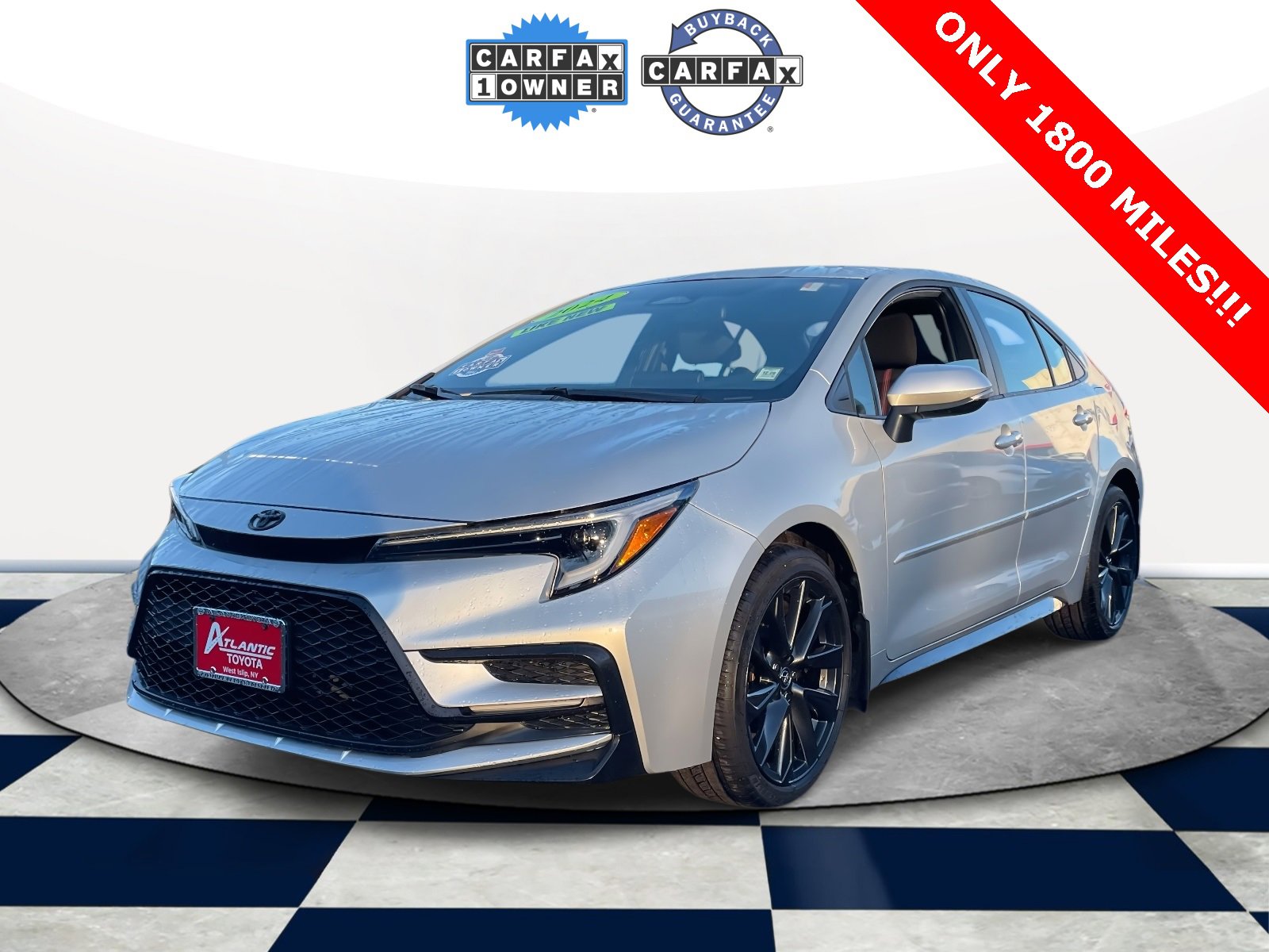 Used 2024 Toyota Corolla SE image 2