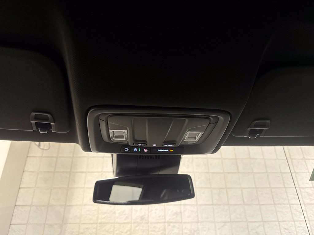 Used 2024 GMC Sierra 1500 SLT w/ LPO, GMC Protection Package AWD/4WD image 30