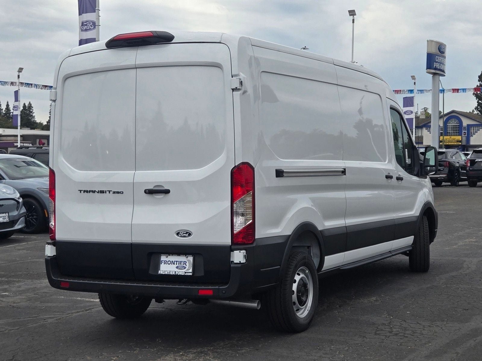 New 2026 Ford Transit 250 148 Medium Roof RWD image 6