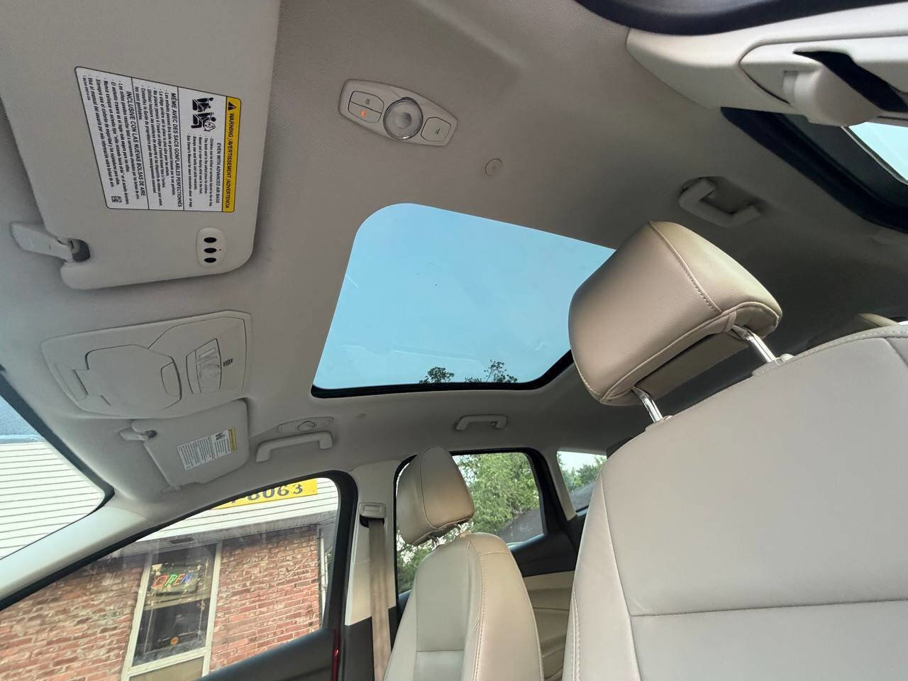 Used 2013 Ford C-MAX SEL FWD image 23