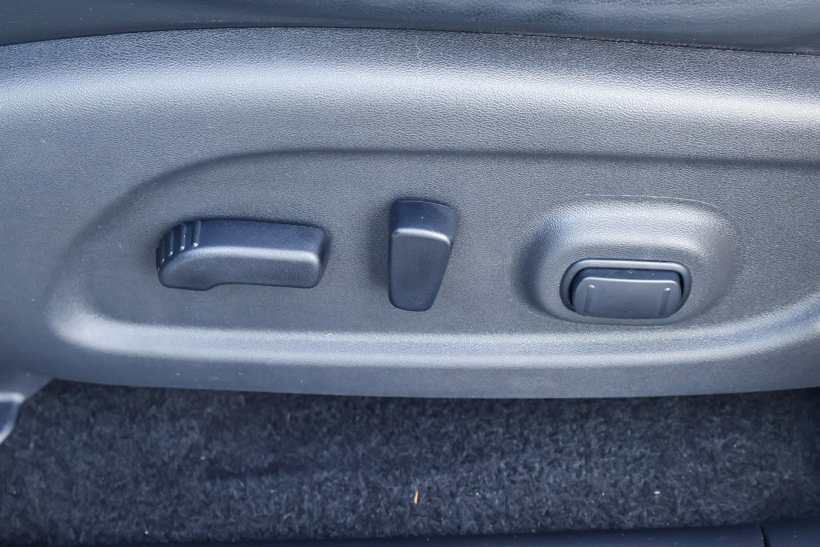 Used 2015 Nissan Pathfinder SL w/ Cargo Package image 11