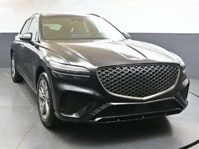 Used 2025 Genesis GV70 3.5T Sport AWD/4WD image 8