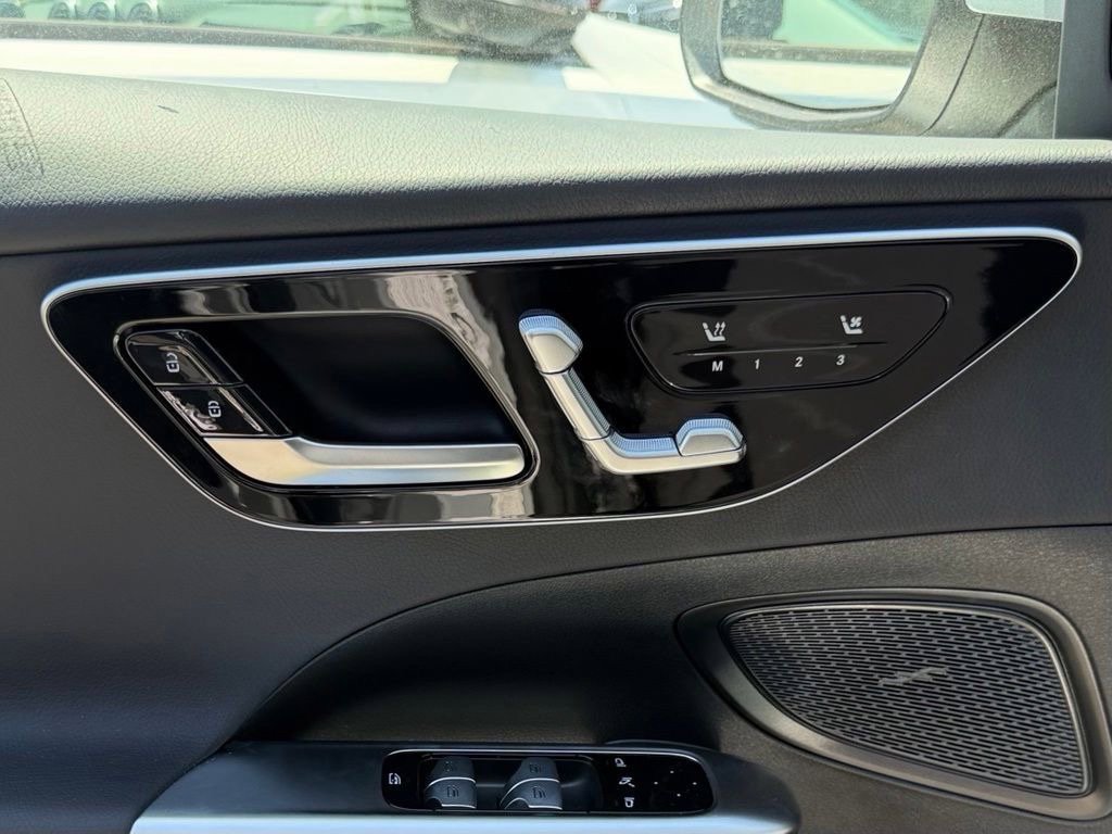 New 2026 Mercedes-Benz C 300 Sedan image 17