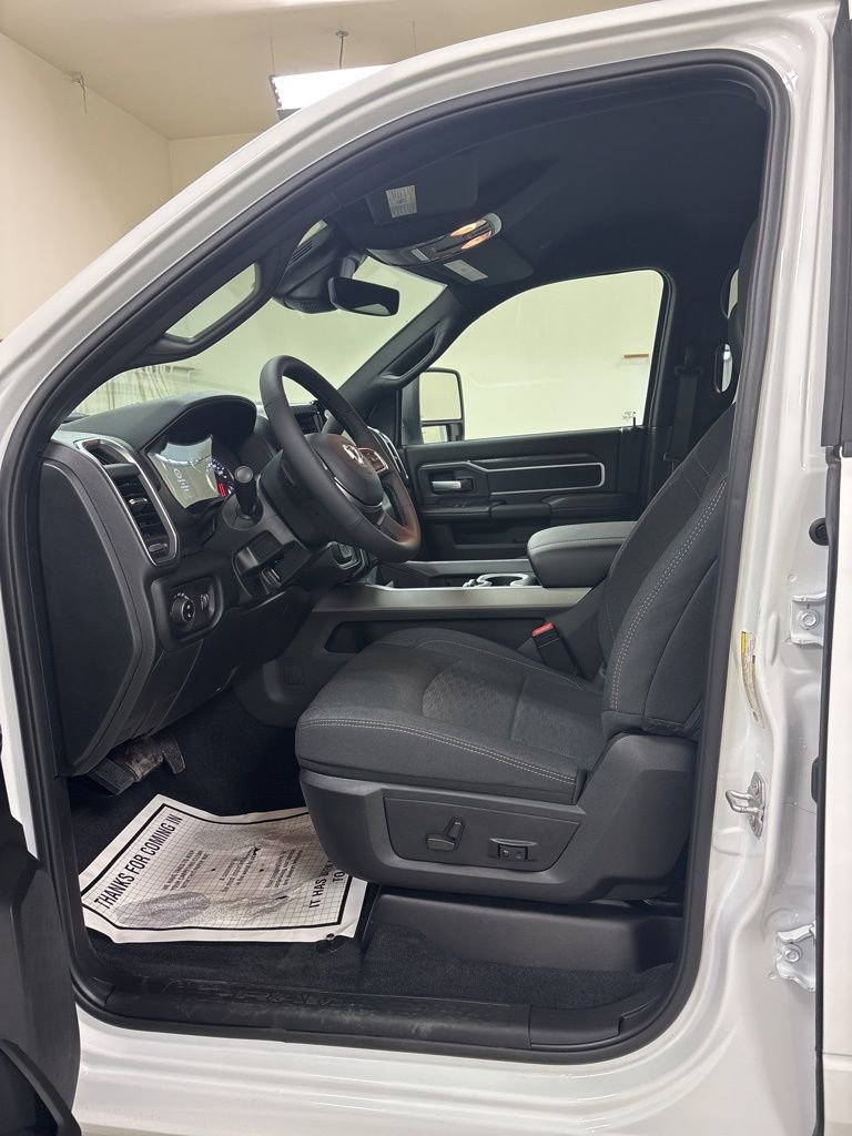 New 2026 RAM 3500 Big Horn image 9