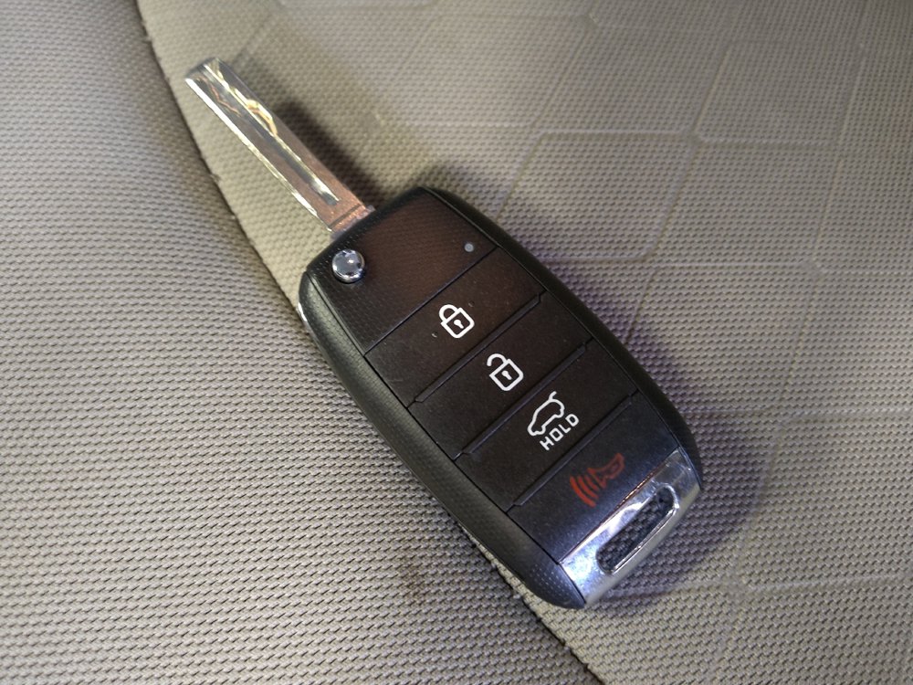 Used 2017 Kia Rio EX image 32