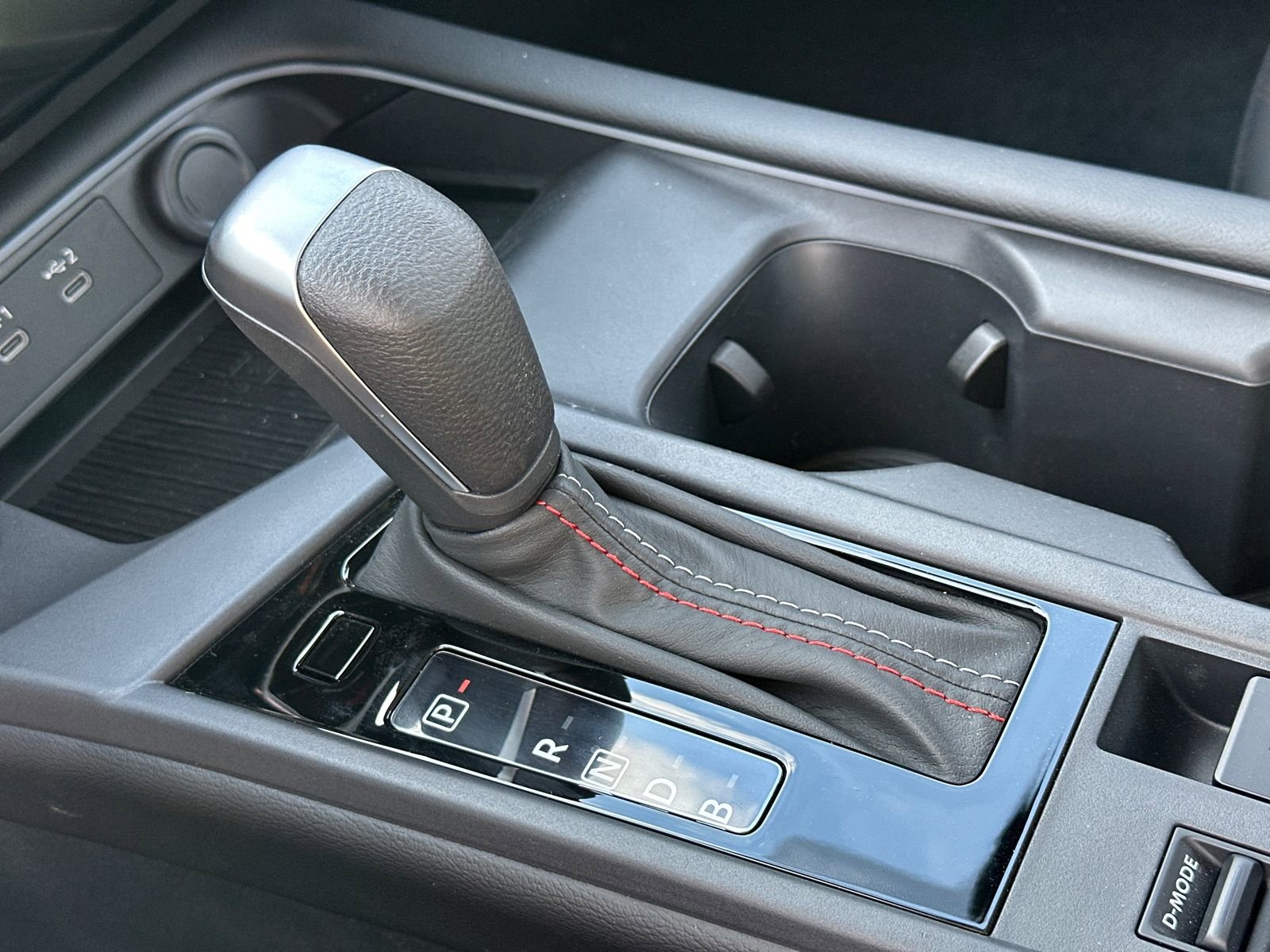 New 2026 Nissan Sentra SR w/ SR Premium Package image 34