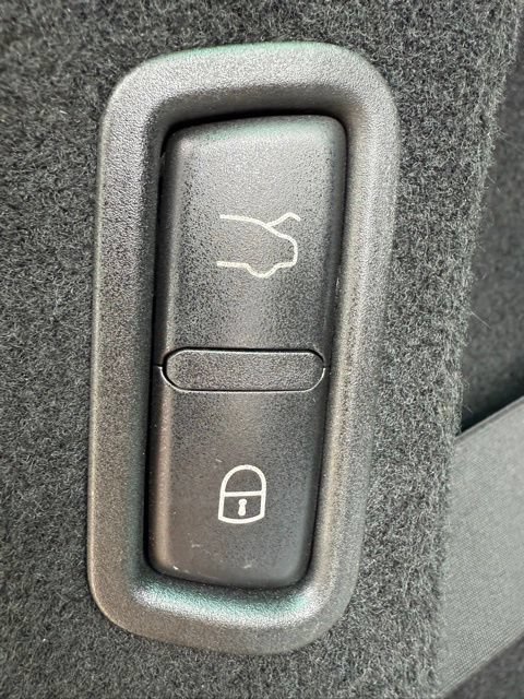 Used 2019 Maserati Levante Trofeo AWD/4WD image 14