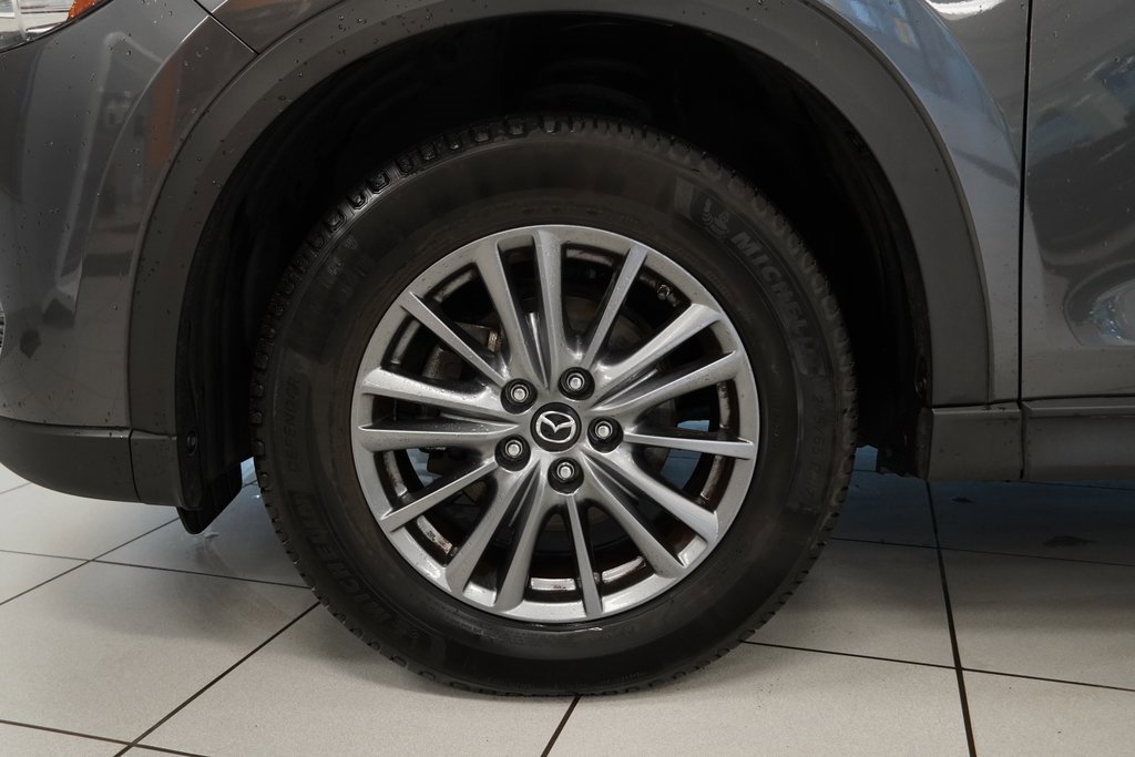 Used 2017 MAZDA CX-5 Touring w/ Preferred Equipment Package image 17
