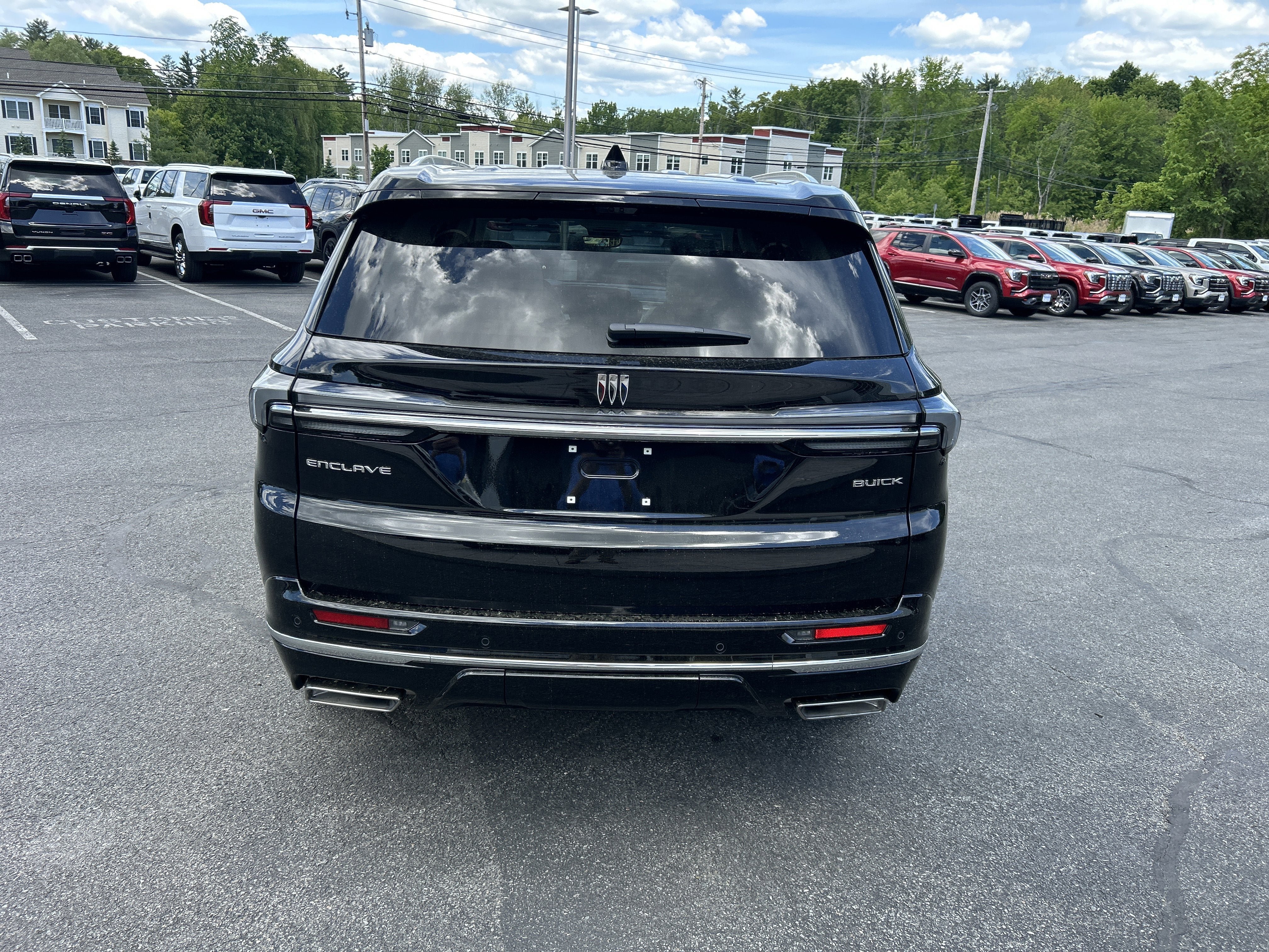 New 2026 Buick Enclave Avenir w/ Super Cruise Package FWD image 7