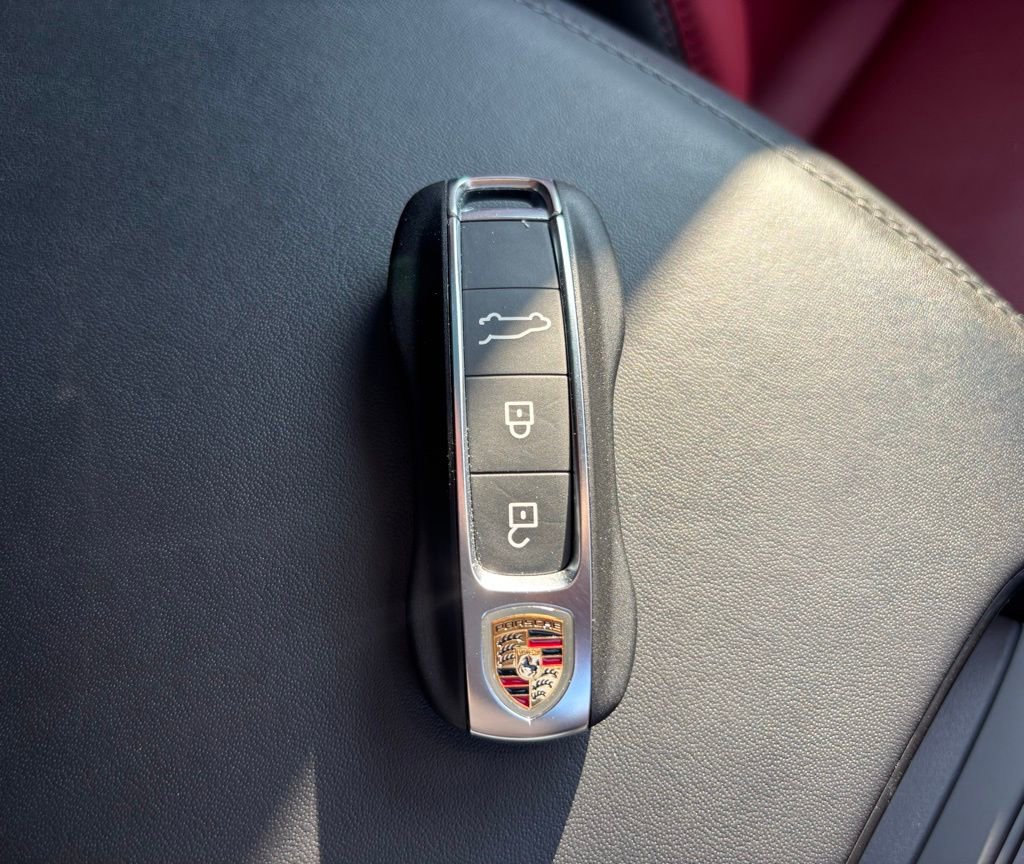 Certified 2024 Porsche Cayenne image 41