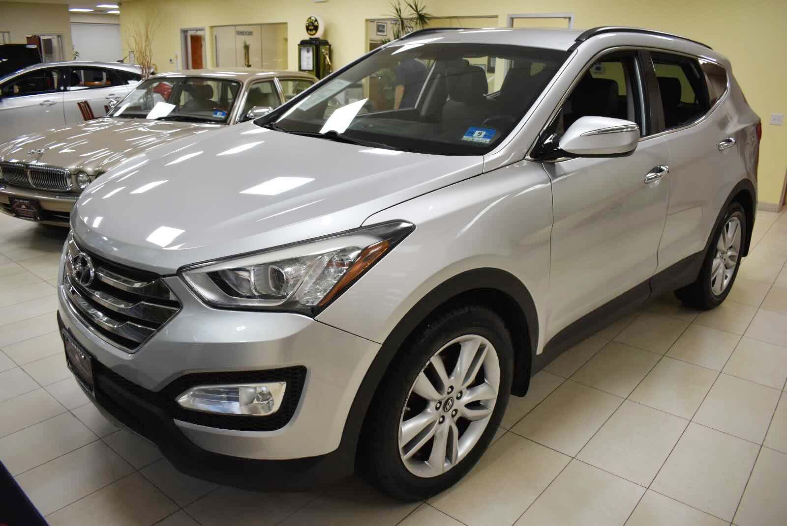 Used 2014 Hyundai Santa Fe Sport 2.0T w/ Navigation Package 06 AWD/4WD image 8