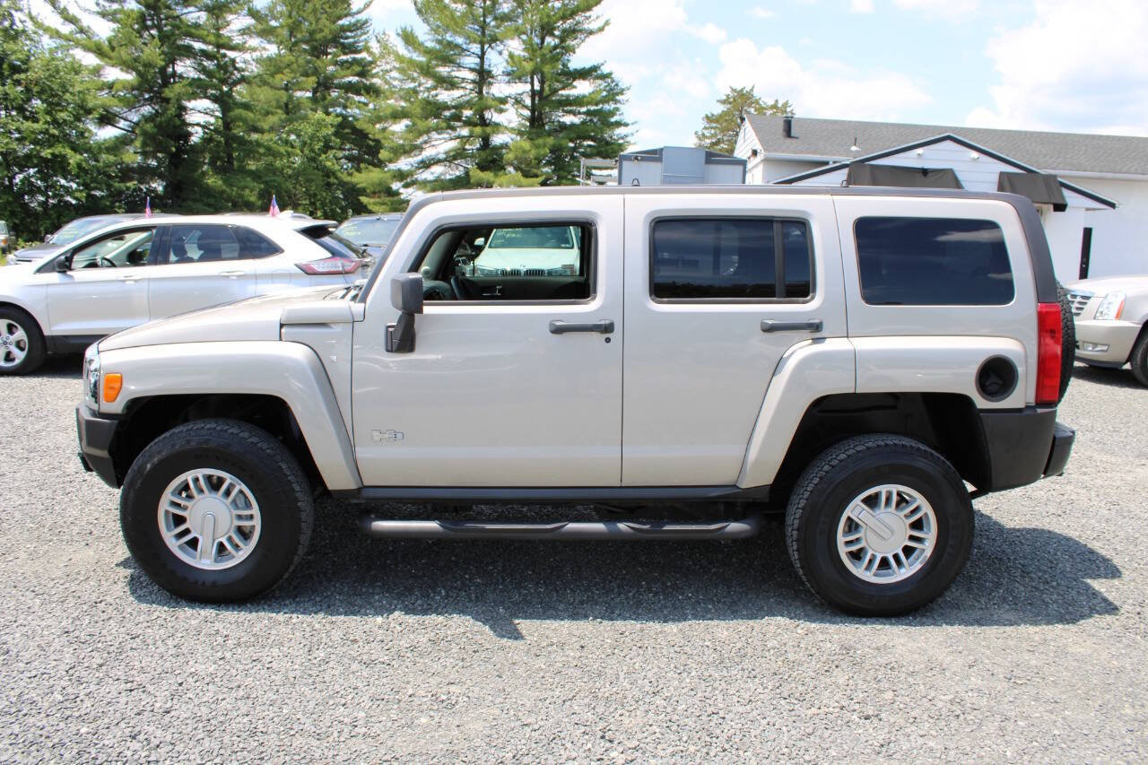Used 2007 HUMMER H3 AWD/4WD image 10