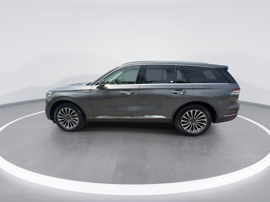 Used 2023 Lincoln Aviator AWD w/ Premium Package image 5