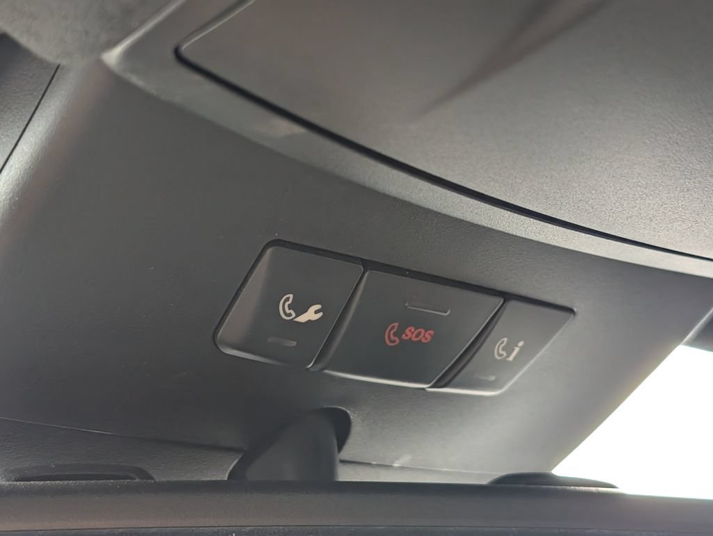 Used 2013 Mercedes-Benz SL 63 AMG image 30