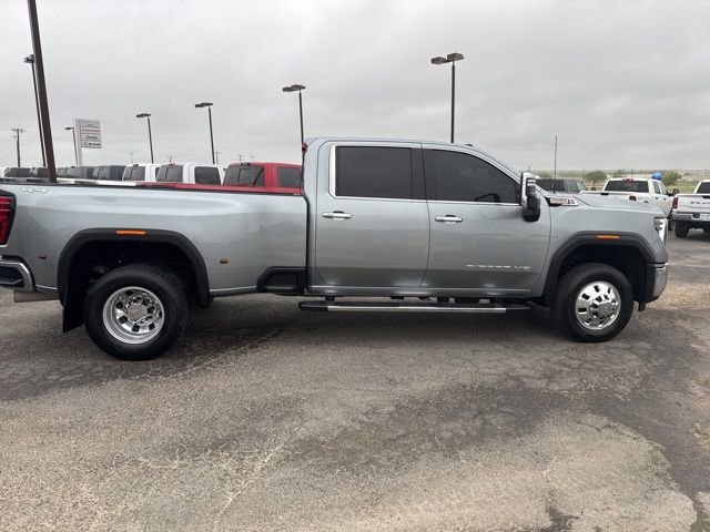 Used 2024 GMC Sierra 3500 SLT w/ SLT Premium Package AWD/4WD image 14