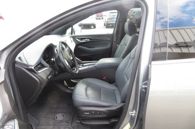 Used 2023 Buick Enclave Premium w/ Experience Buick Package image 17