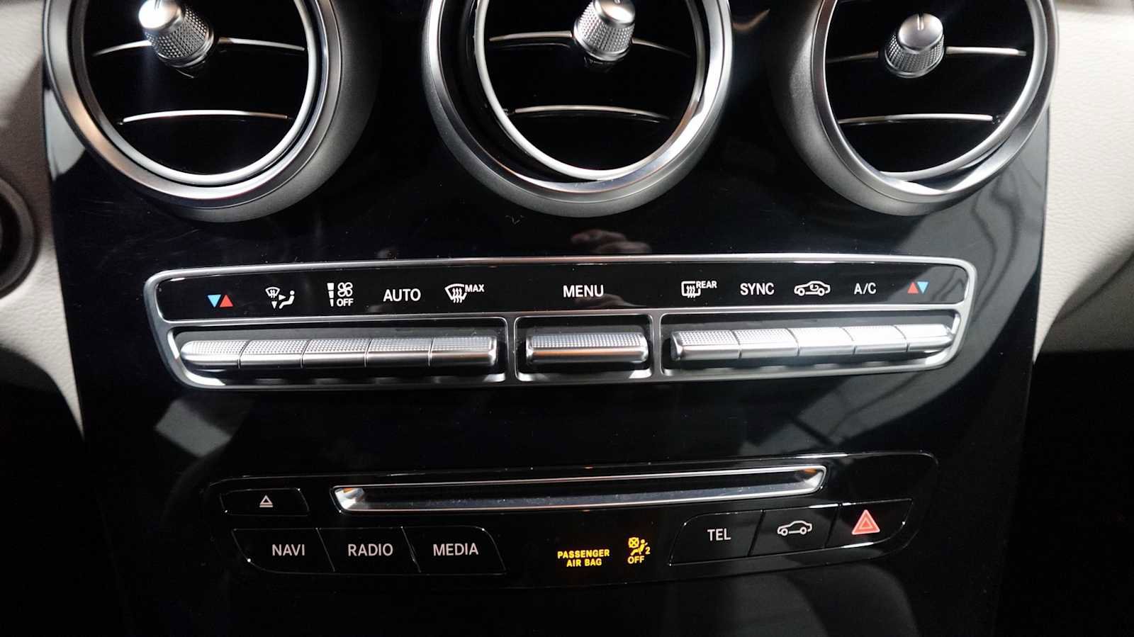 Used 2017 Mercedes-Benz C 300 Cabriolet image 50