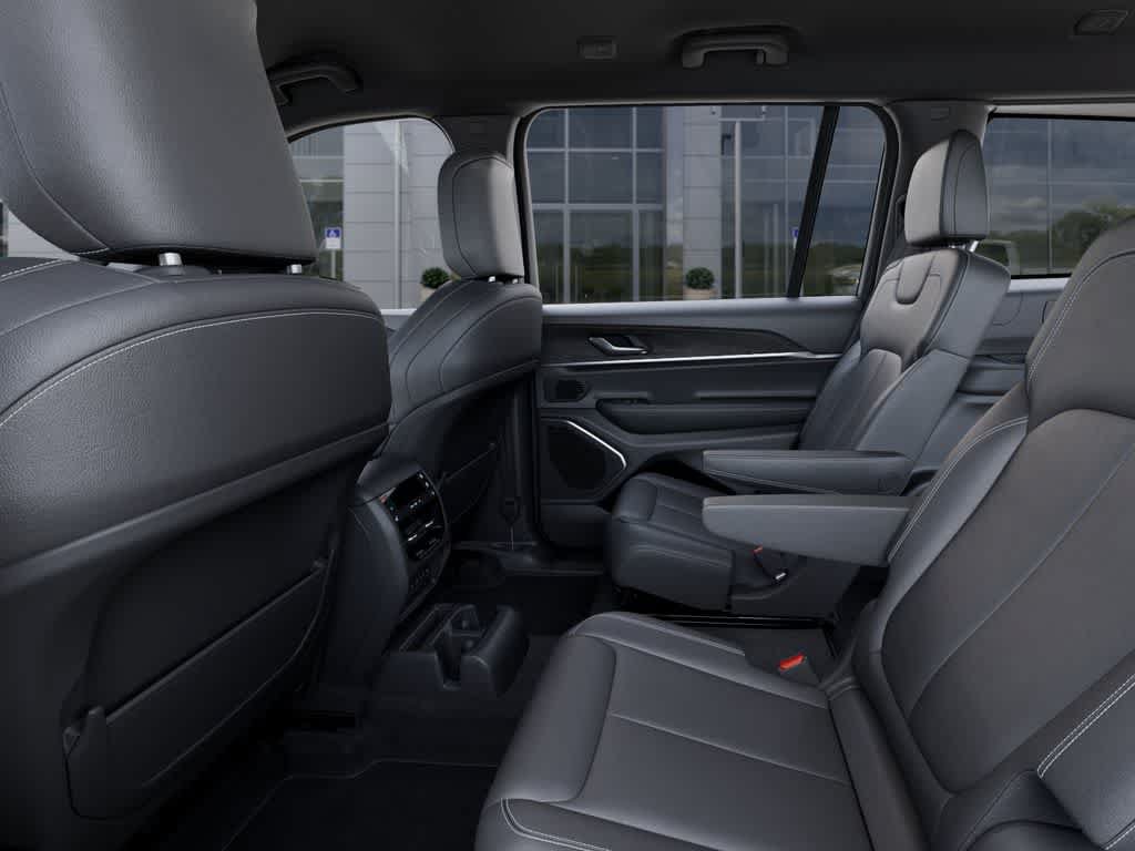 New 2026 Jeep Grand Cherokee L Limited AWD/4WD image 23