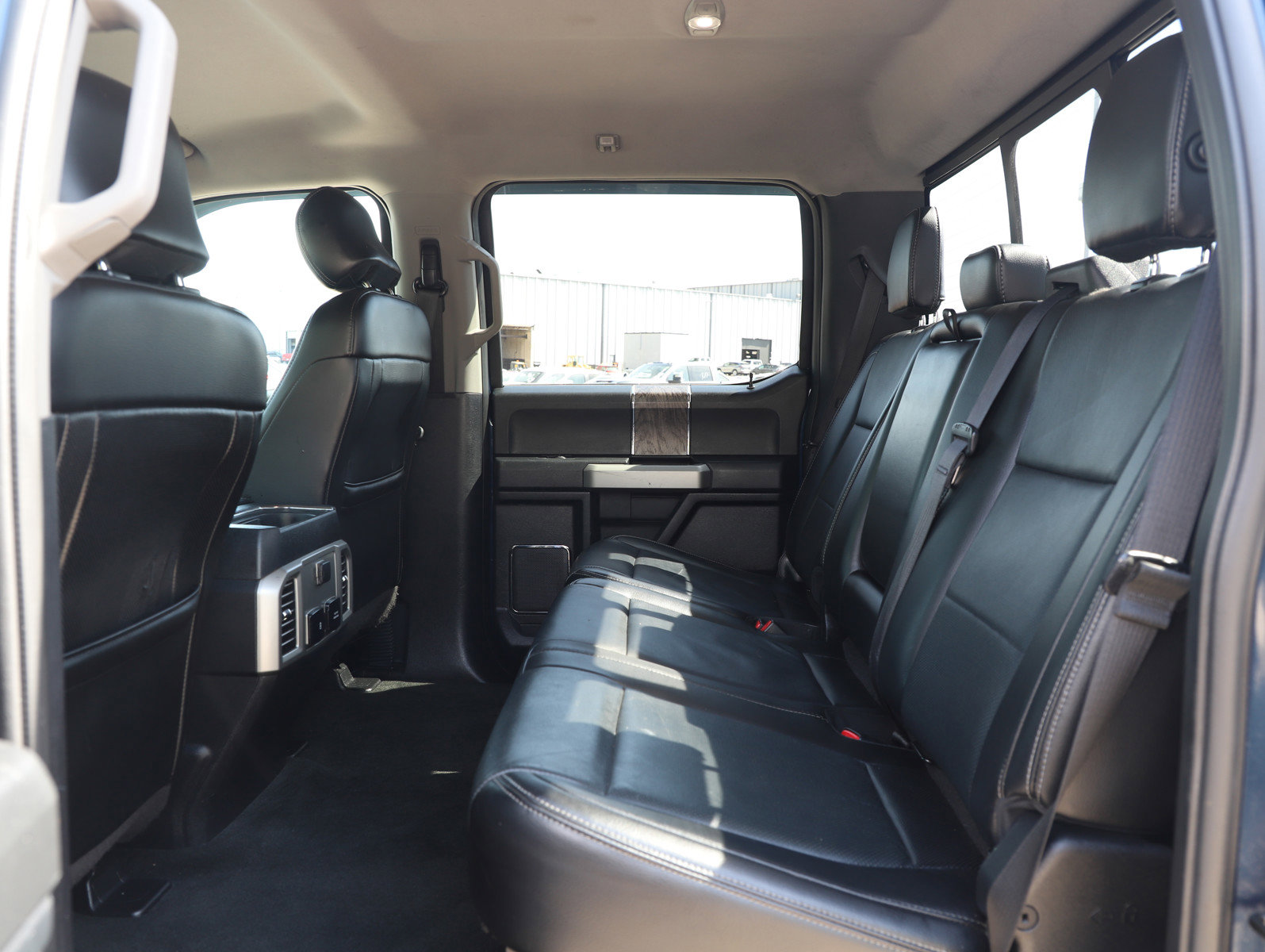 Used 2017 Ford F350 Lariat AWD/4WD image 21