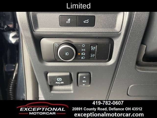 Used 2024 Ford Expedition Limited AWD/4WD image 37