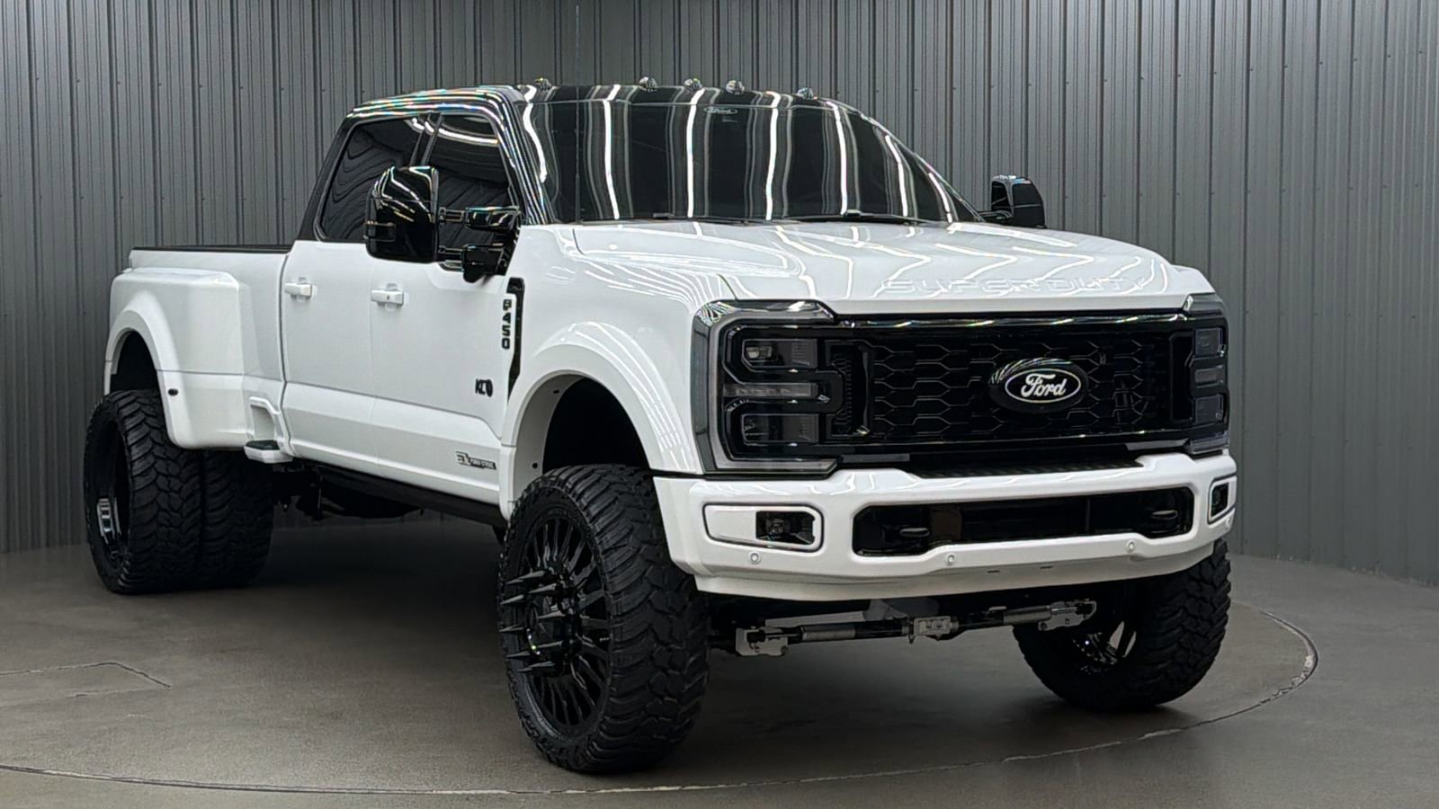 Used 2026 Ford F450 Platinum w/ Platinum Plus Package image 7