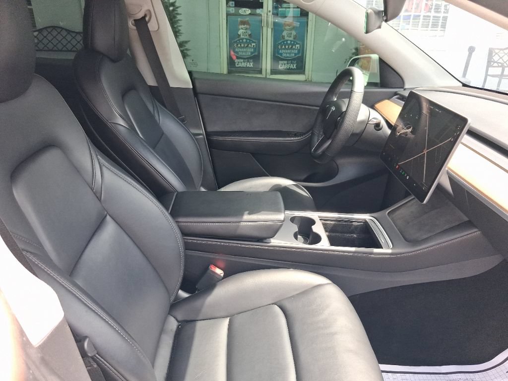 Used 2021 Tesla Model Y Long Range AWD/4WD image 6