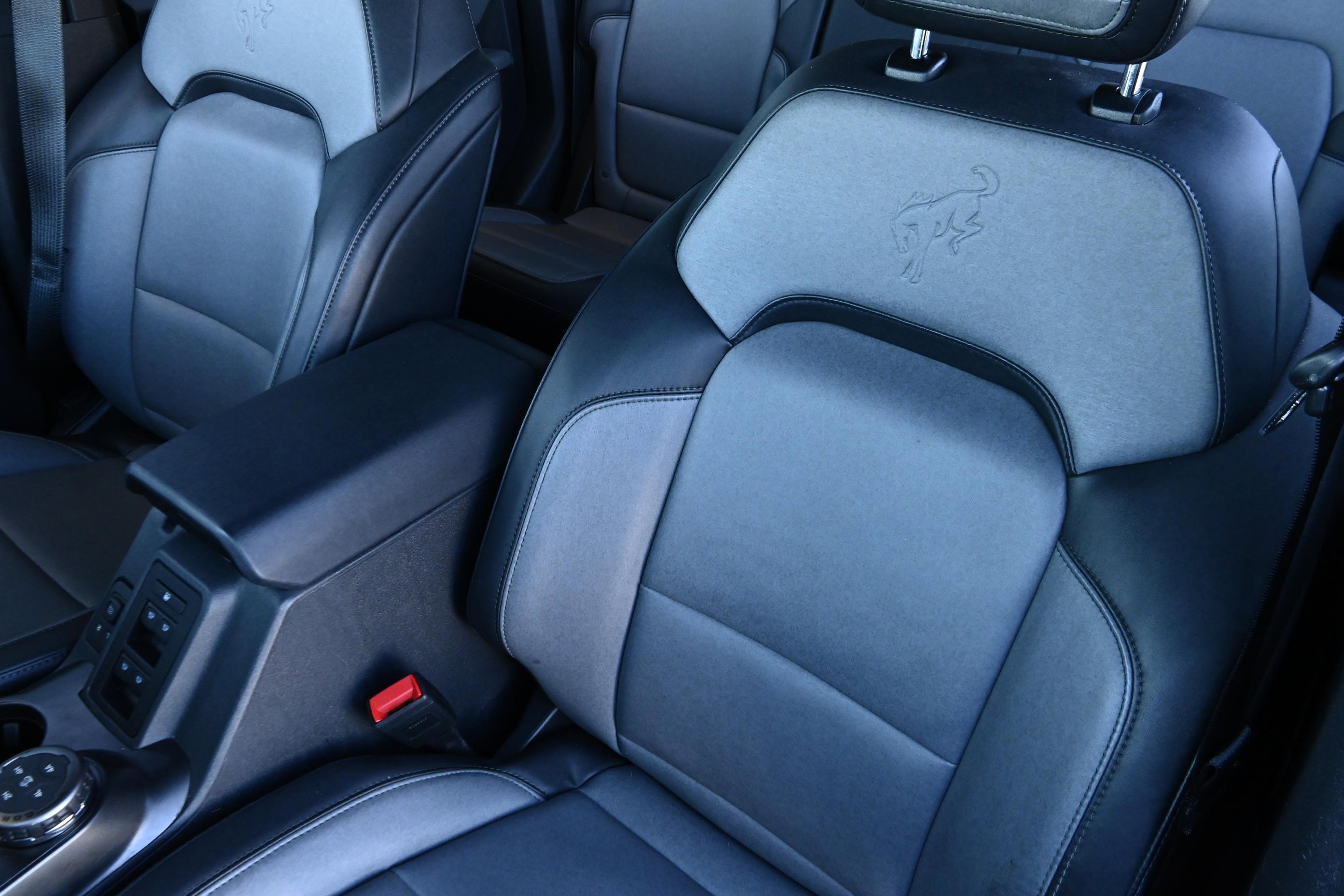 Used 2023 Ford Bronco Everglades image 11