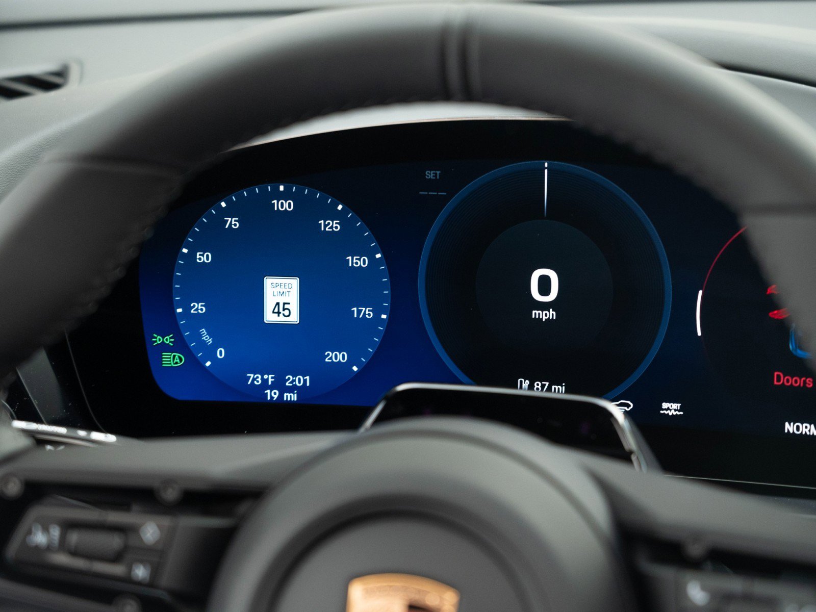 New 2026 Porsche Macan Electric image 30