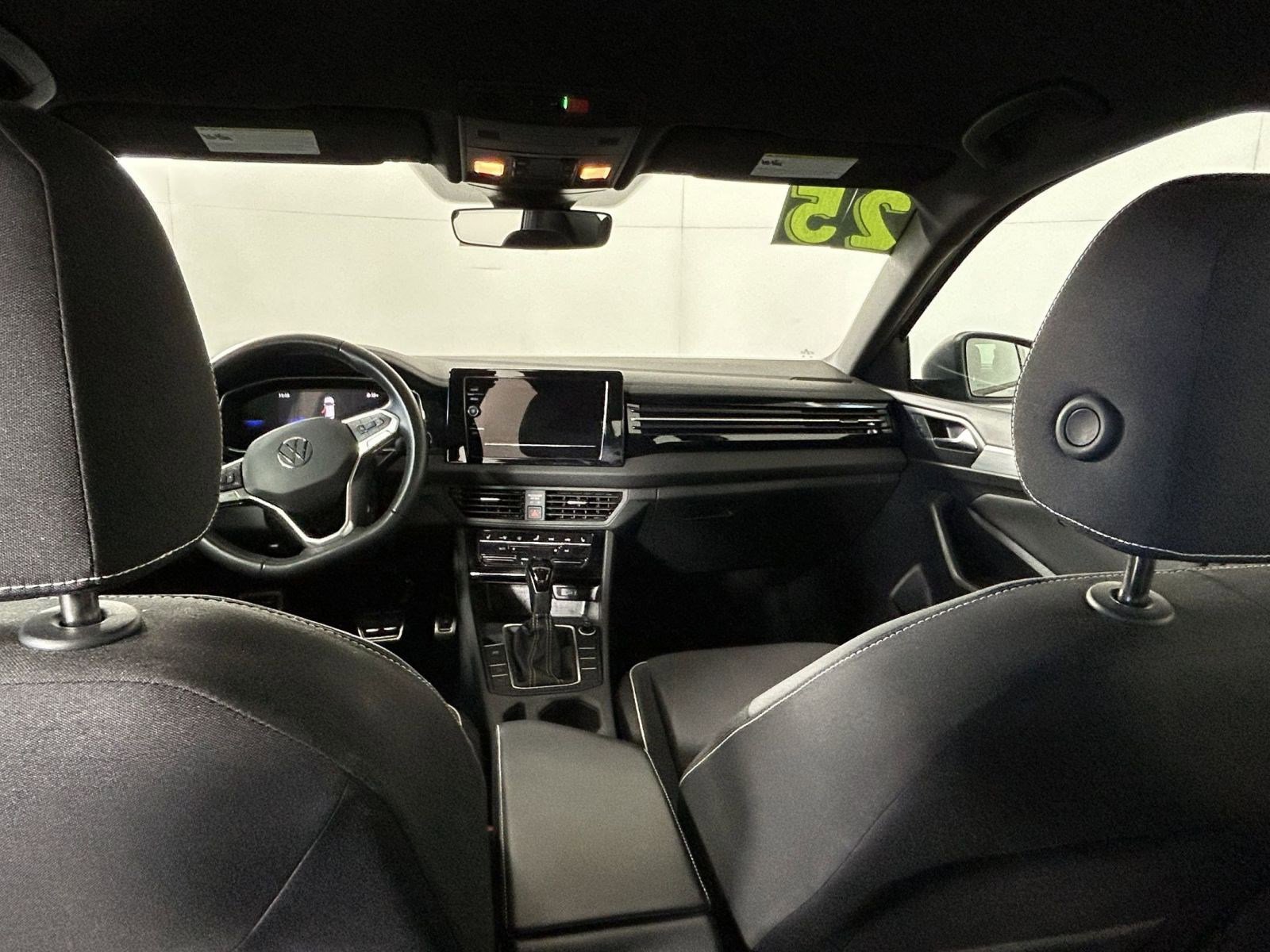 Used 2025 Volkswagen Jetta Sport image 19