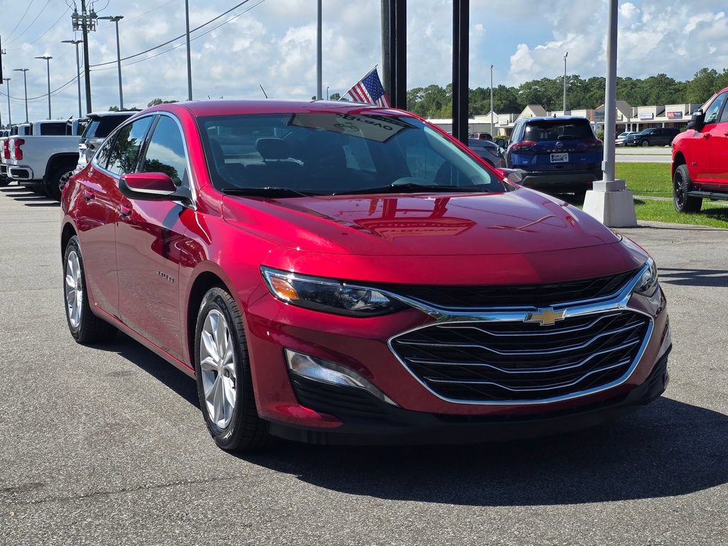Certified 2025 Chevrolet Malibu LT FWD image 7