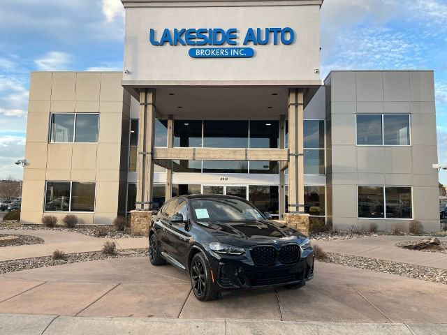 Used 2023 BMW X4 xDrive30i w/ M Sport Package AWD/4WD image 1