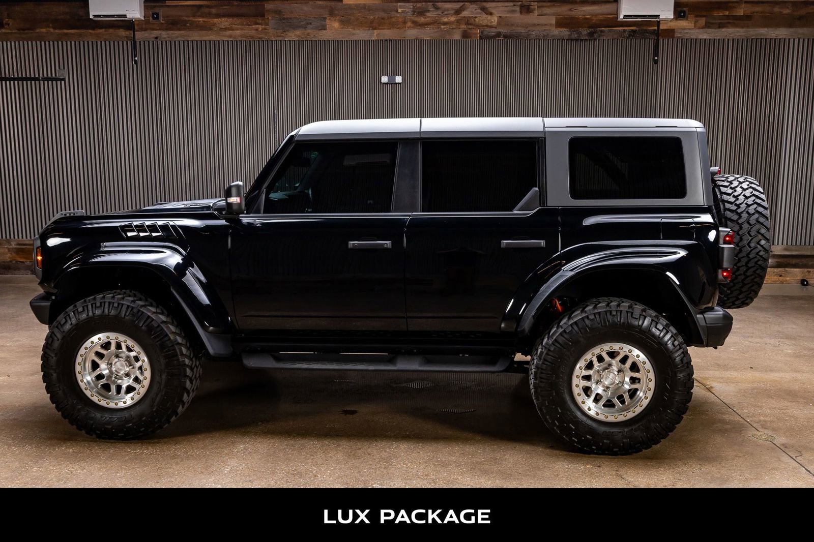 Used 2024 Ford Bronco Raptor w/ Interior Carbon Fiber Pack 6 image 5