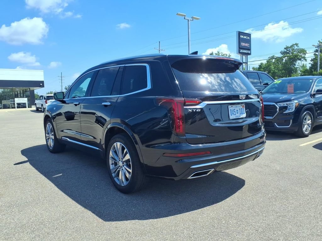 Used 2024 Cadillac XT6 Premium Luxury w/ LPO, Floor Liner Package FWD image 7