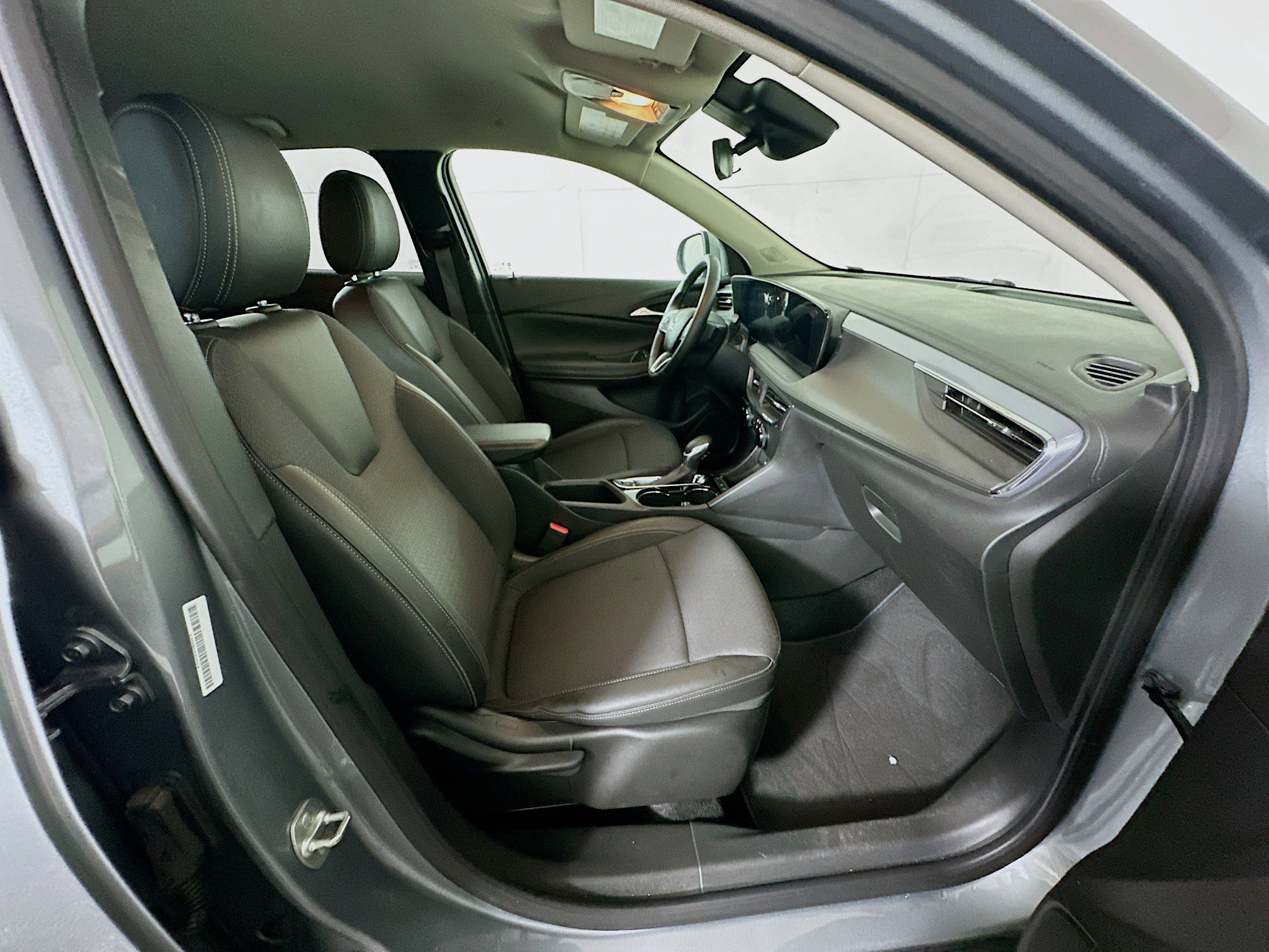 Used 2025 Buick Encore GX Preferred FWD image 31