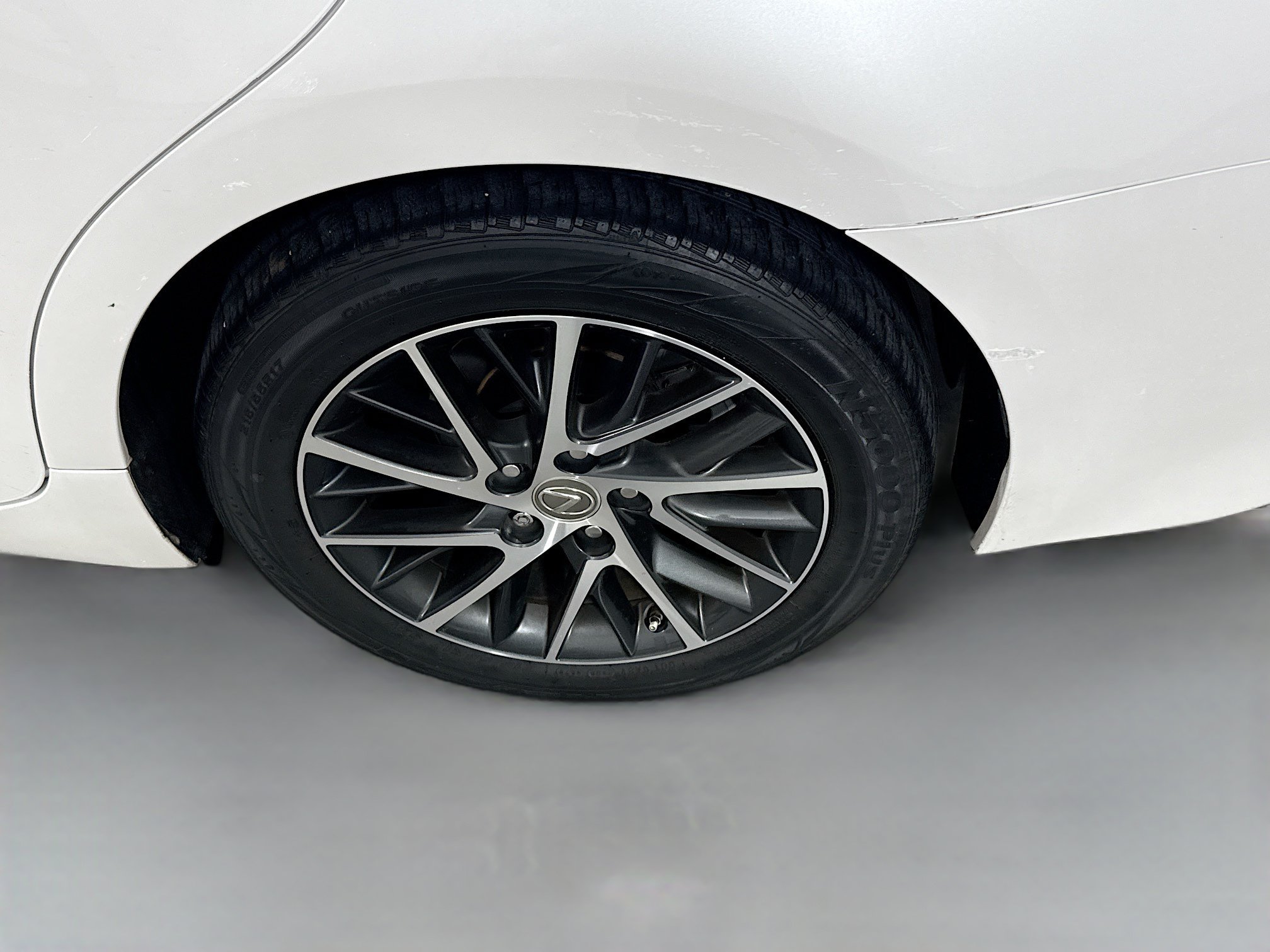 Used 2016 Lexus ES 350 w/ Luxury Package w/Wood Trim FWD image 30