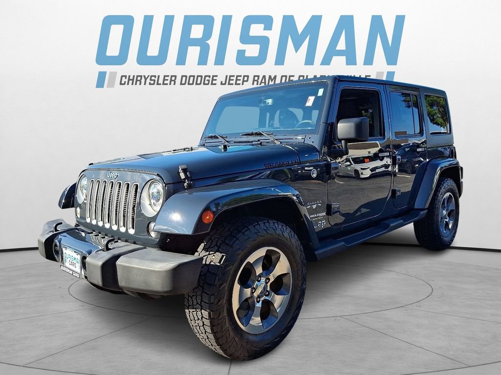 Used 2018 Jeep Wrangler Unlimited Sahara w/ Connectivity Group AWD/4WD image 3