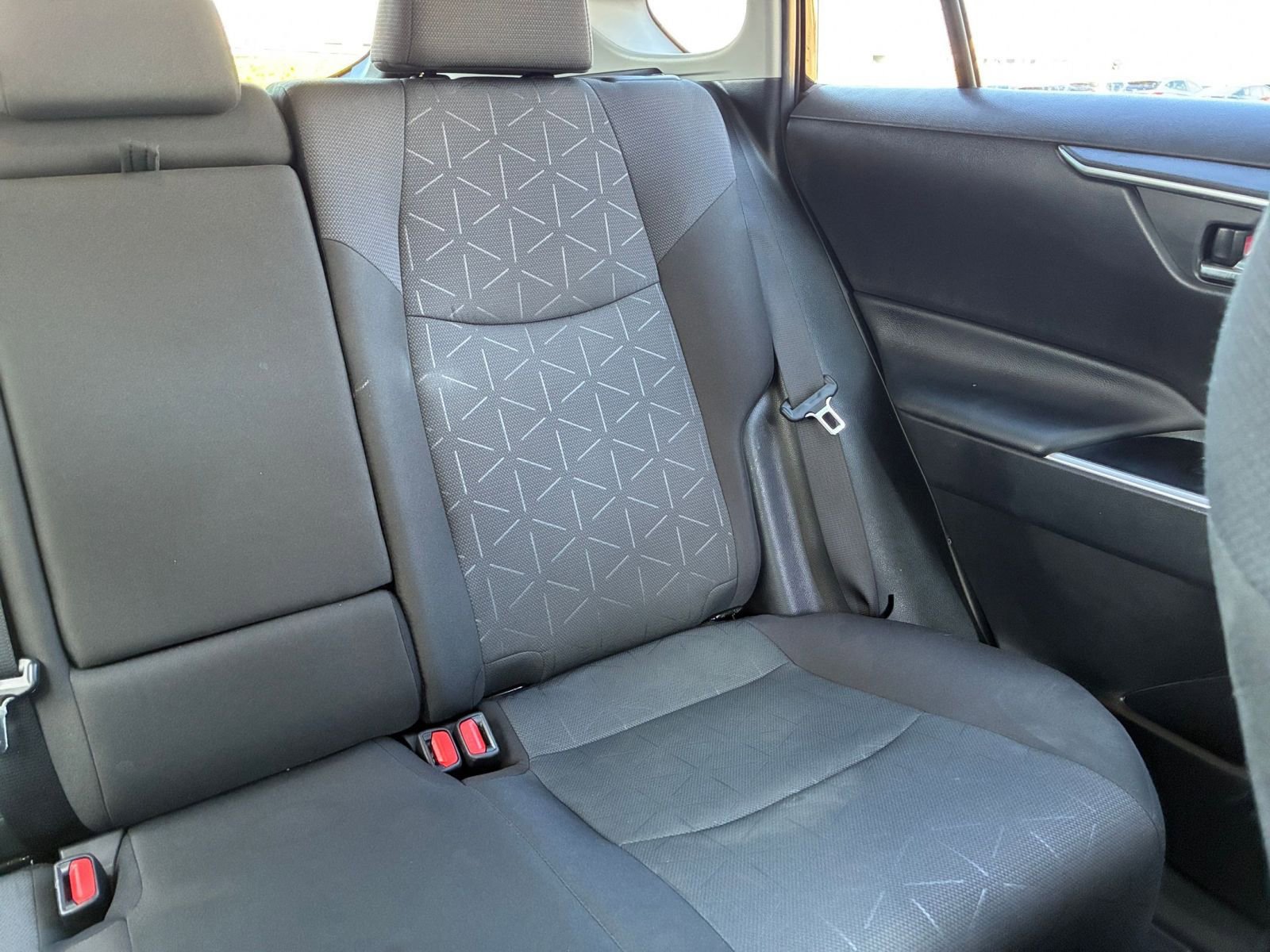 Used 2025 Toyota RAV4 XLE w/ Convenience Package AWD/4WD image 39