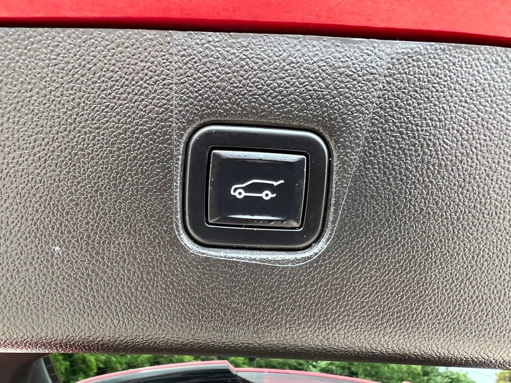Used 2022 Chevrolet Blazer Premier AWD/4WD image 19
