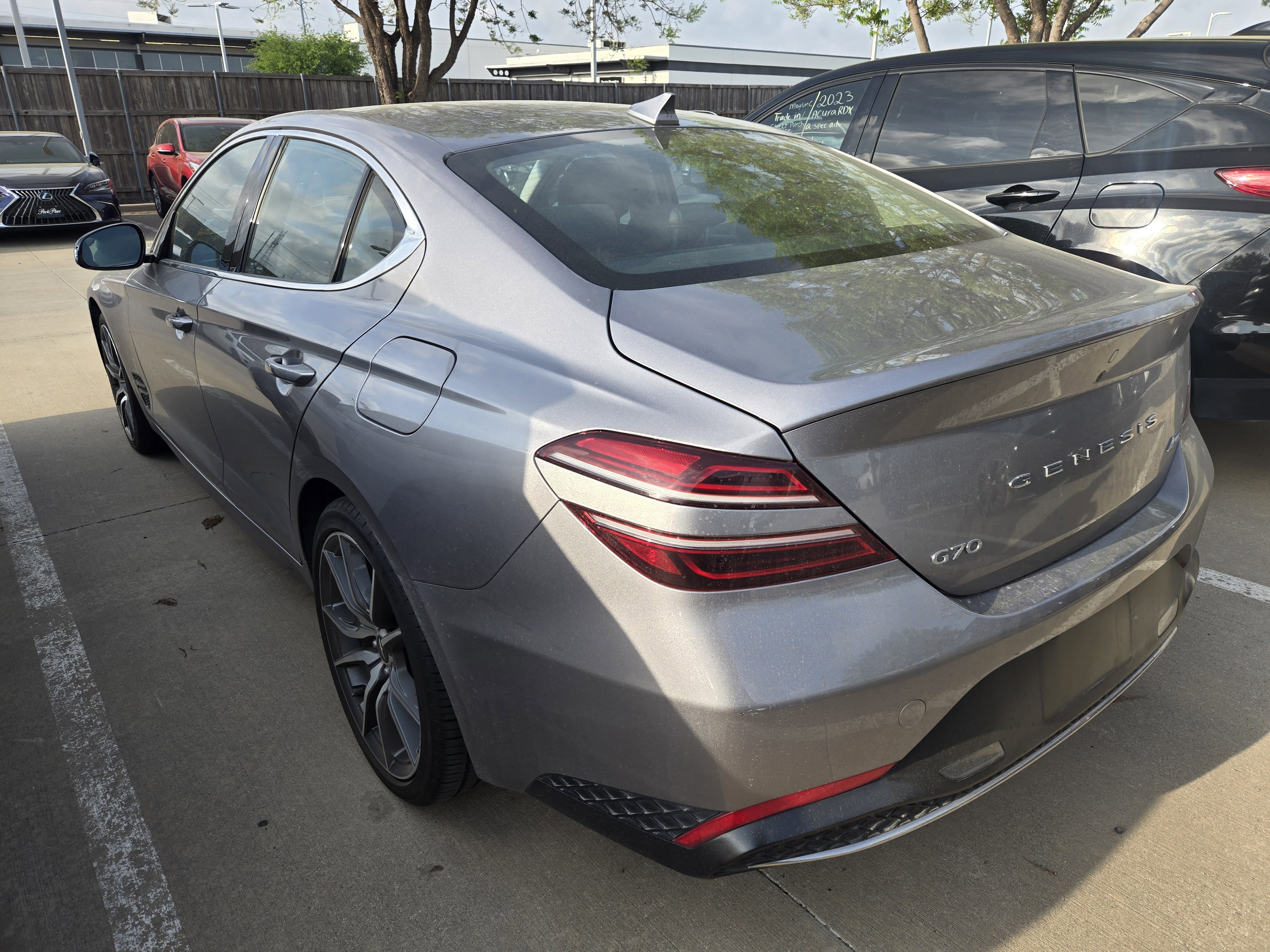 Used 2023 Genesis G70 2.0T image 4
