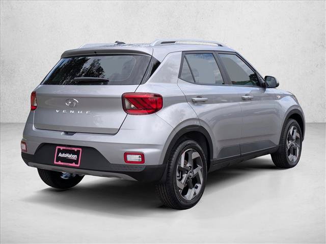 New 2026 Hyundai Venue SEL FWD image 2