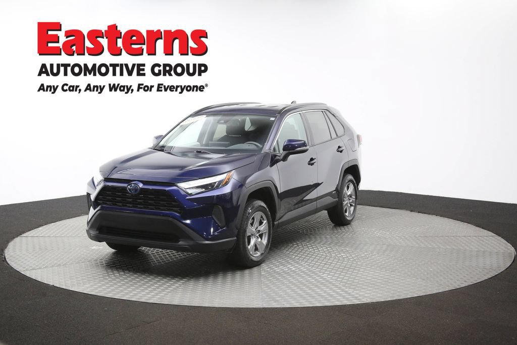Used 2024 Toyota RAV4 XLE AWD/4WD image 53