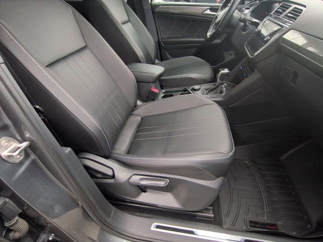 Used 2022 Volkswagen Tiguan SE R-Line AWD/4WD image 26